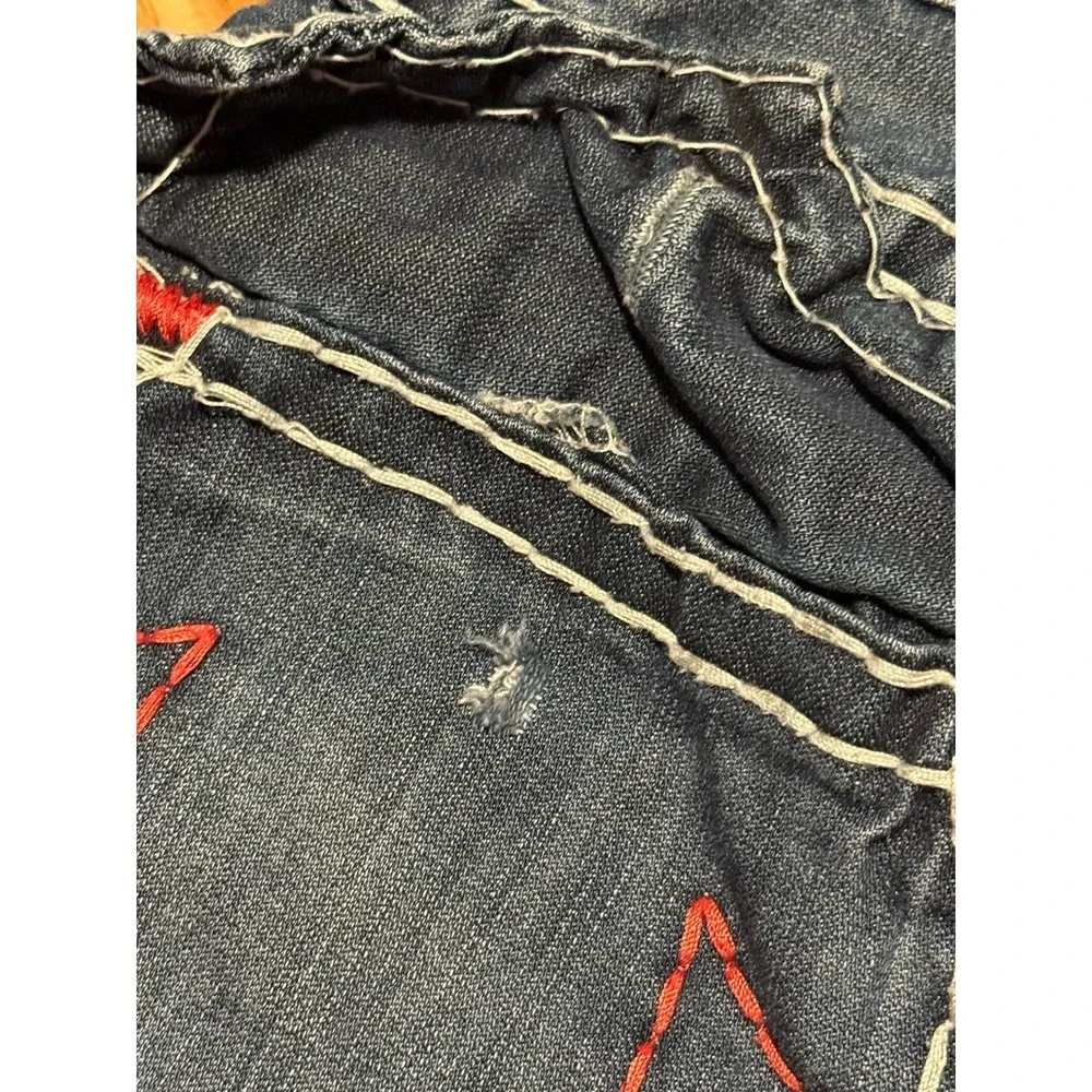 True Religion Jeans 33x32 Thick Stitch Distressed Red White Stitch Flap Pocket